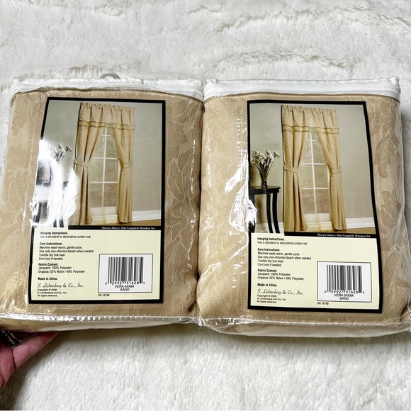 NIP Set x2 Bed Bath Beyond Vera Jacquard Complete Window Treatments Sand 54”x84” - Picture 2 of 6